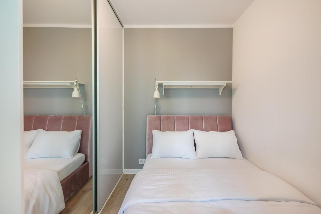 Sluzew Manhattan Place Apartment Varsó Kültér fotó
